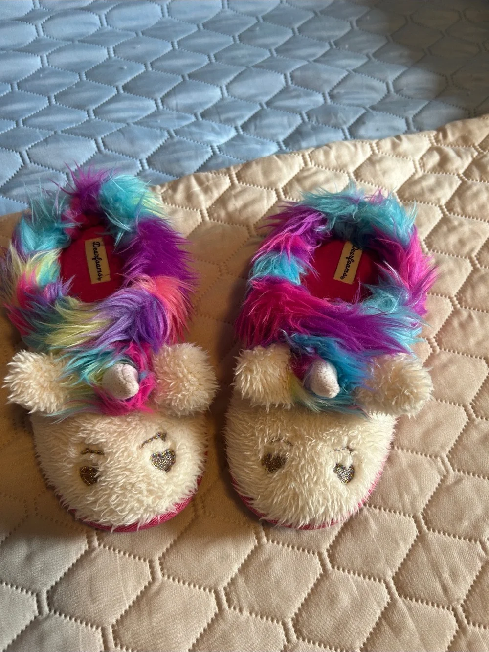 dearfoams Kids Unicorn Slippers - Rainbow Fur and Cream